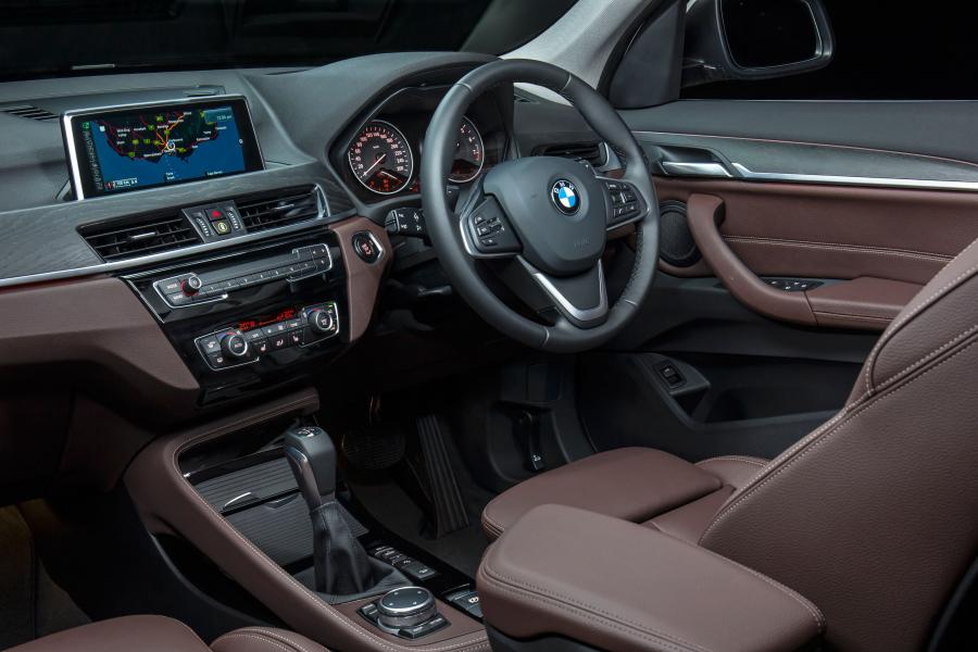  BMW X1 xDrive2.5i xLine 2015 года  (AU) (фото 6 из 8)